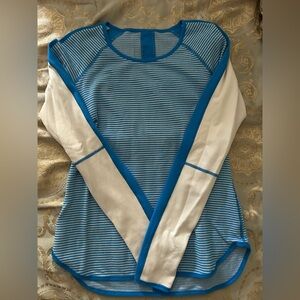 Lululemon Athletica Blue and White Long Sleeve Top